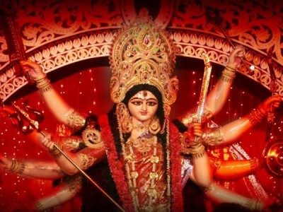 नवरात्र पर इस बार मां दुर्गा की होगी ये सवारी, साथ ही रखे इन बातों का ध्यान