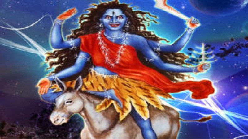 नवरात्रि के 7वें दिन कालरात्रि के मंत्र का करें जाप