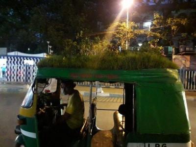 Unique auto with Garden on top in Kolkata spread the message to 'Save trees, save lives'