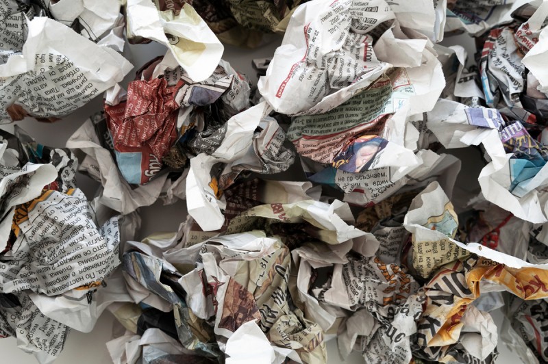 If you throw away old newspapers considering them as waste then use them in this way at home