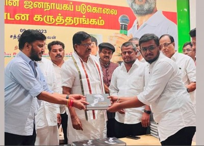 Abdul Salam, President of the social media wing of the NSUI TamilNadu, was awarded the prize for the Best State Functionaries