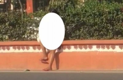BREAKING! Woman sitting naked as sign of protest in Jaipur