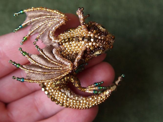 Watch this 'Dragon shaped bead brooch' by Russian artist