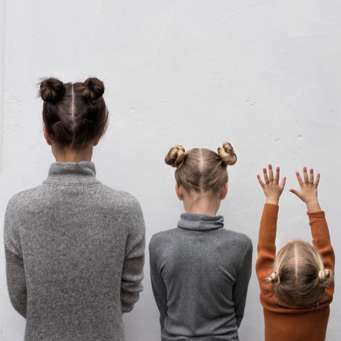 Adorable mumma had an 'awesome photoshoot' with her 'cute daughters'