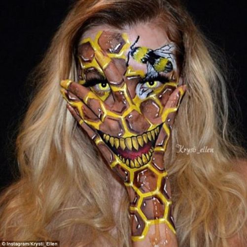 This body painting will create illusion in your eyes