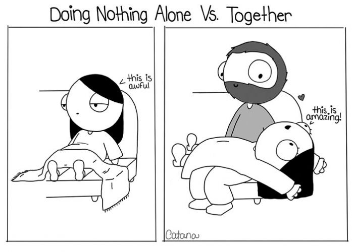 Cartoonist illustrates life by 'doing nothing alone vs doing nothing together' sketch