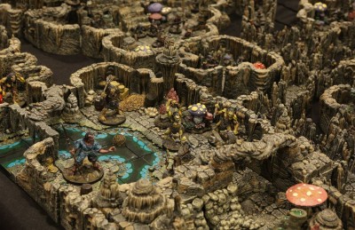 The art of creating miniature dioramas and their historical context