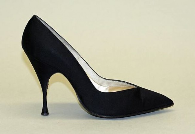 The Stiletto Heel: A Dagger-Inspired Fashion Icon