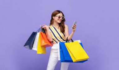 Shopping Redefined: The Online Experience Takes Center Stage