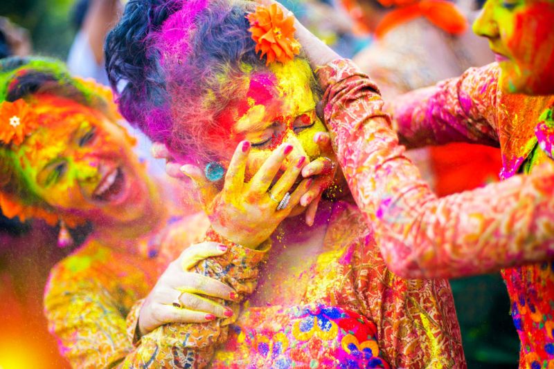 Have you ever heard about this Village where no-one played Holi from 150 years? | NewsTrack English 1