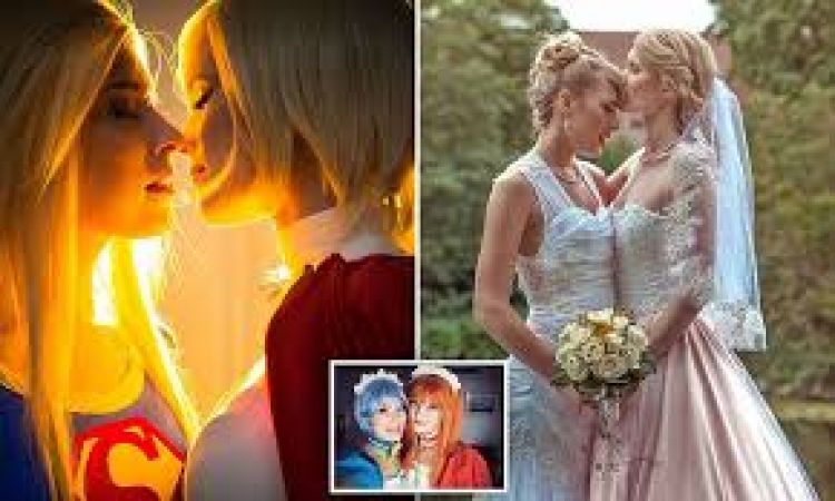 Two Cosplayers Hitched, They Both  Exchange Vows on Traditional Gowns
