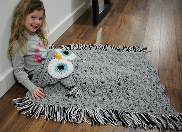 Feel Cosy With This Handmade Owl Blanket!!