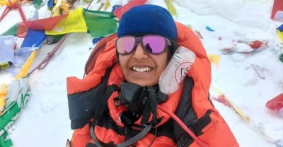 Indian Teenager Kaamya Karthikeyan Becomes Youngest Indian to Summit Mt Everest from Nepal Side
