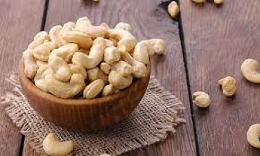 Do you know the story of celebrating National Cashew Day?
