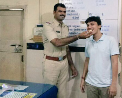 Mumbai Police surprised a man with a birthday cake.