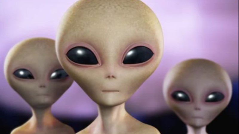 Know these three incidents related to aliens today