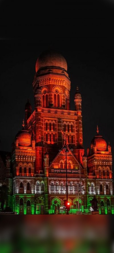 तिरंगे के रंग में रंगा मुंबई, यहाँ देंखे अद्भुत तस्वीरें