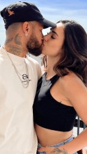 Neymar's girlfriend flaunting her curvy figure during the FIFA World Cup