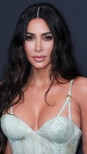 Kim Kardashian's net worth will blow your mind, In one year her income was doubled