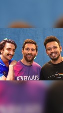 Ranveer shared a photo with Messi