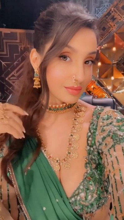 Nora Fatehi's Latest Marathi Look is giving some major festive Goals