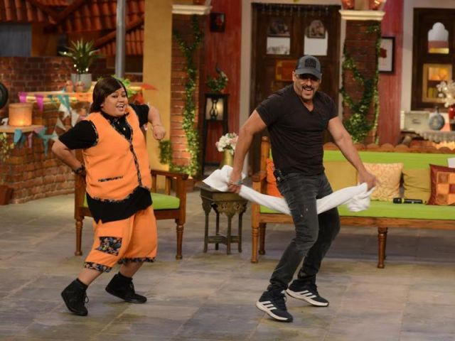 Watch Salman as a Sumo on Comedy Nights Live