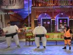 Watch Salman as a Sumo on Comedy Nights Live