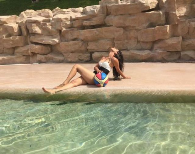 Nia sharma  is a on a vacation and not with someone but alone!