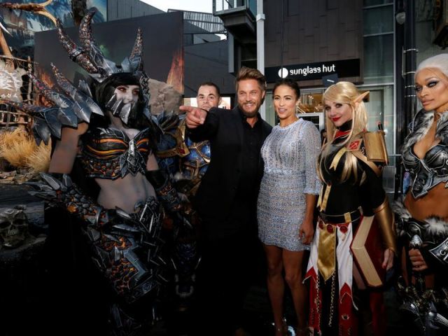 The world premiere of Warcraft with human and Orcs, see picture here!