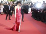 Sexiest Dress anybody have ever seen in Cannes, Scroll to see pic!