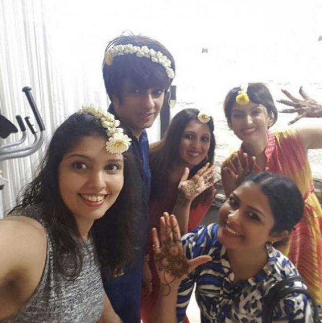 Nisha Rawal hosted Karva Chauth Mehendi Party;see who attended it !