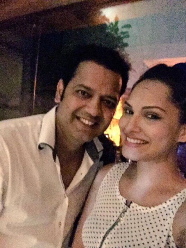 New Beginning to Rahul Mahajan;as in relationship with this model !