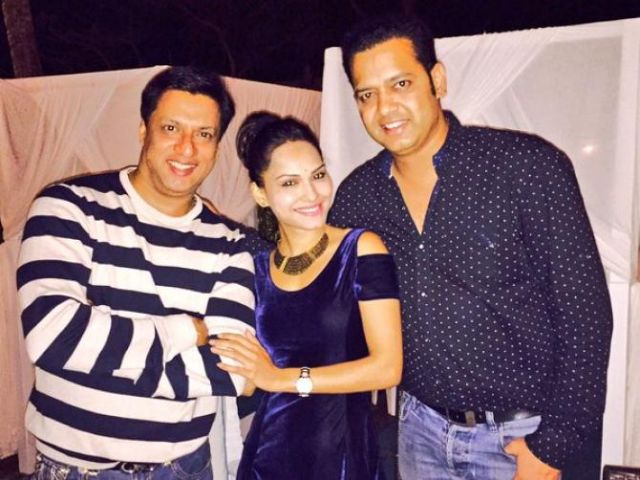 New Beginning to Rahul Mahajan;as in relationship with this model !