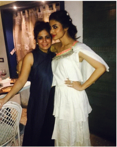 Mouni Roy had a birthday bash!!!