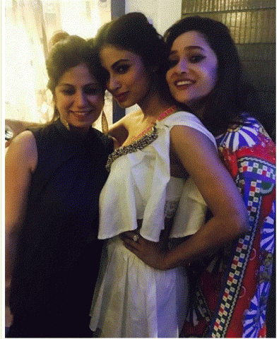 Mouni Roy had a birthday bash!!!