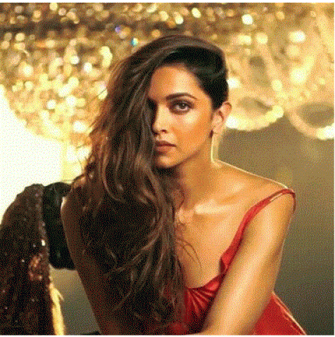 Deepika Padukone sizzles in recent hot photoshoot !