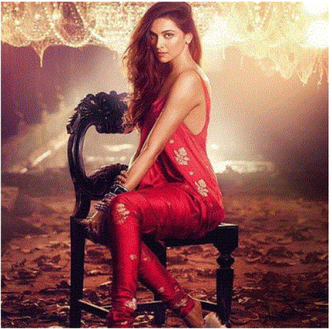 Deepika Padukone sizzles in recent hot photoshoot !