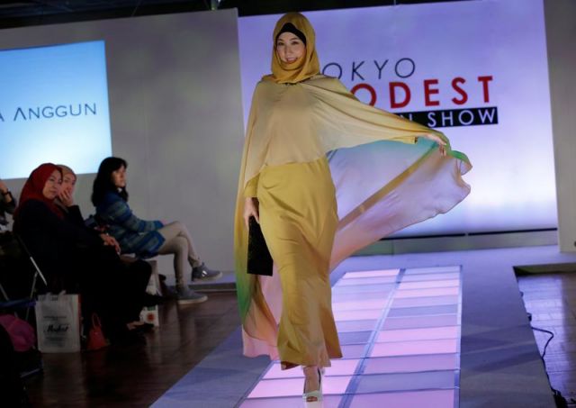 Japan’s first Muslim fashion show is to promote cultural diversity !!!