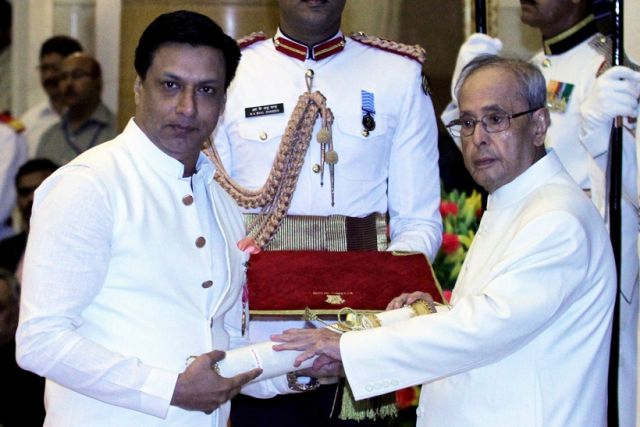 Glance at Padma Award 2016!