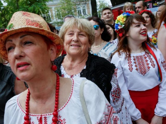 Snaps of 'Embroidered shirt parade' in central Kiev, Ukraine