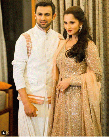 Pictures: Sania Mirza flaunted starry at her sister Anam Mirza's Sangeet