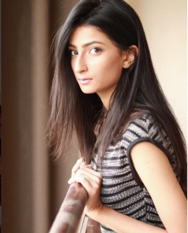 Shweta Tiwari’s daughter Palak is all grown up with style in her veins !!!