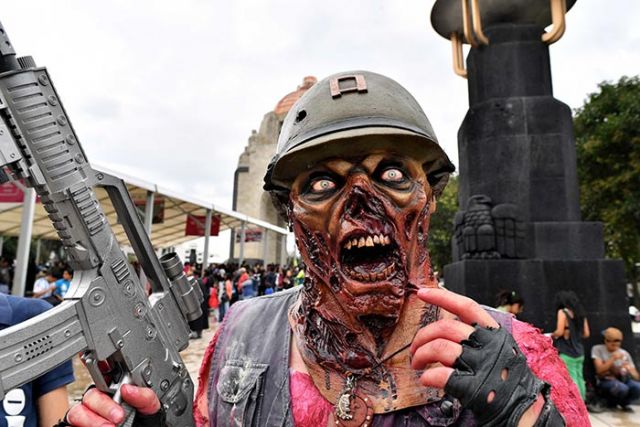 Look at 'Zombies' walking on the streets of Mexico..!