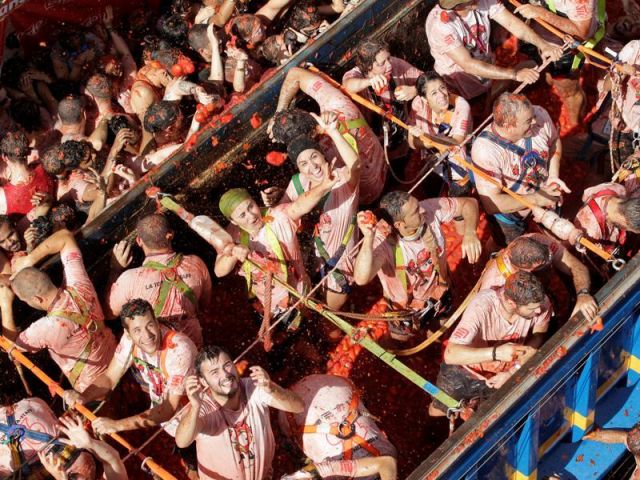 Fun Fight Festival;nothing could be more enjoyable than La Tomatina !