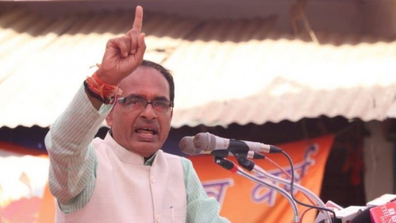 'Human rights are only for human beings', Shivraj furious over misbehaviour with medical staff in Indore
