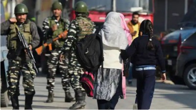 कश्मीर में हिन्दुओं की 'हत्या' कब तक ? आतंकियों ने फिर दो मजदूरों को मारी गोली