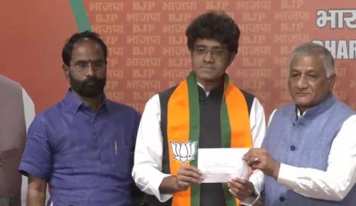 Congress got 3 shocks in 3 days! , the country's first Governor-General C Rajagopalachari joins the BJP.