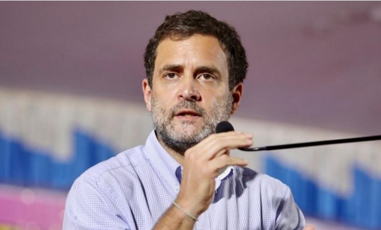 Rahul Gandhi says- Most serious problem is the lack of corona vaccine