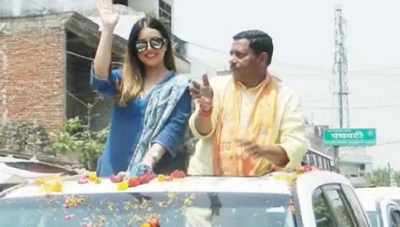 Bengal elections: Mahima Chaudhary with whom? sought votes for TMC now campaigning for BJP