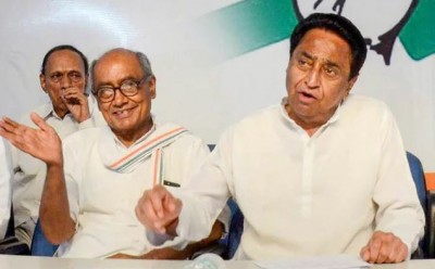 '7 leaders in BJP are roaming around in tailored suits to take oath, but CM will be Kamal Nath': Digvijaya Singh